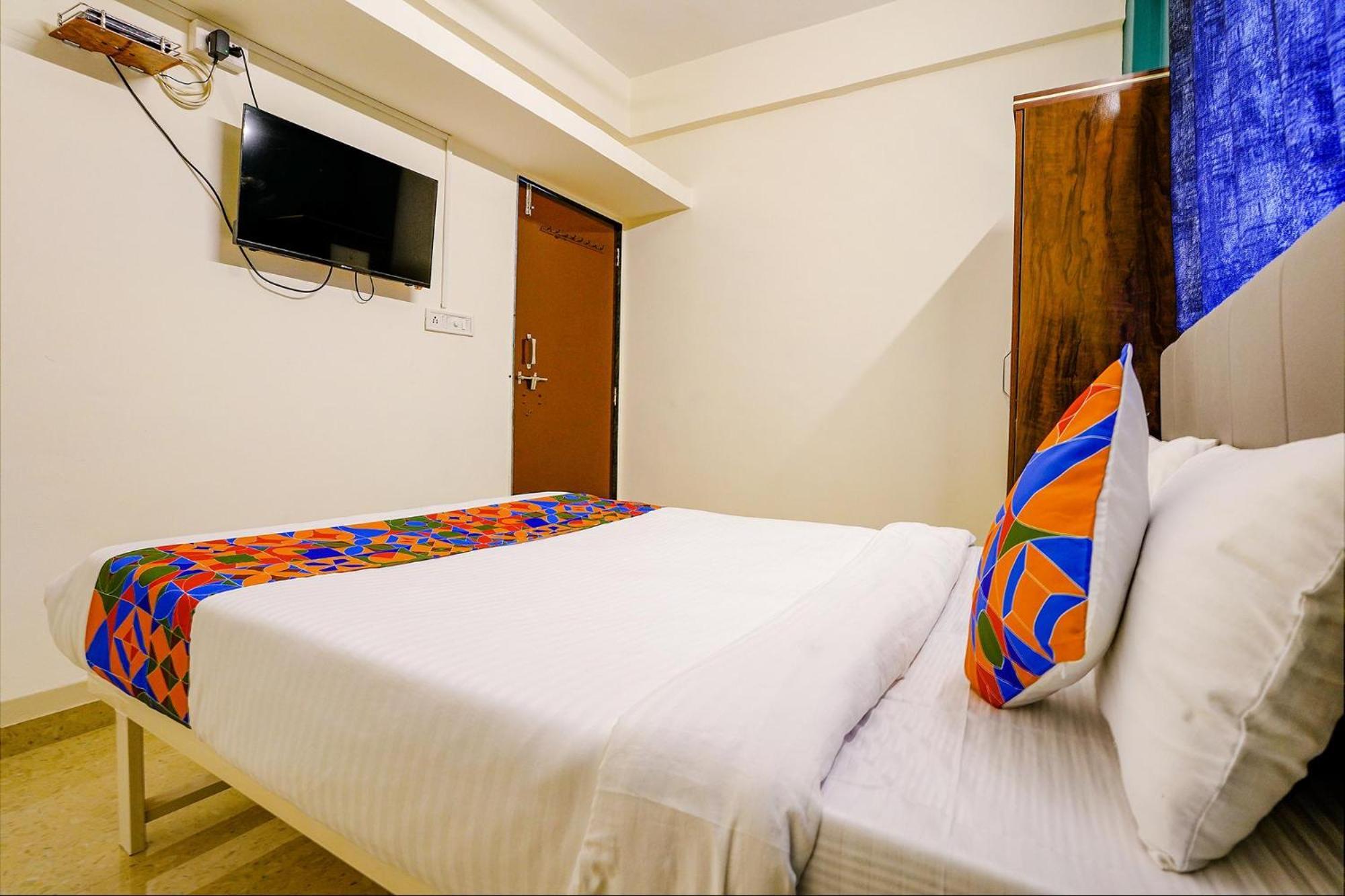 Fabhotel Glh Stays, Airport Road Пюн Екстериор снимка