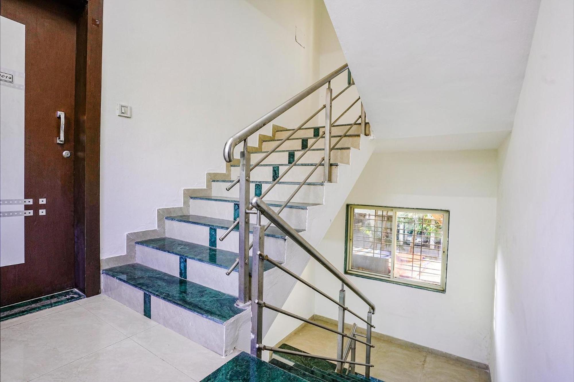 Fabhotel Glh Stays, Airport Road Пюн Екстериор снимка